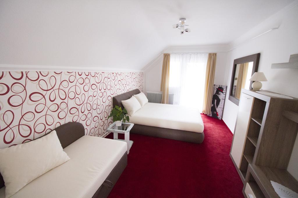 Margo Apartman Fonyod Room photo